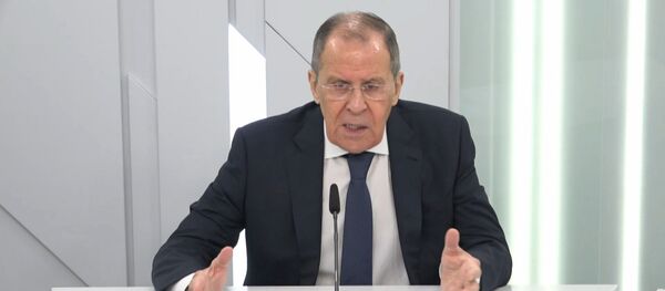 Глава МИД России назвал неожиданную опасность коронавируса - Sputnik Латвия