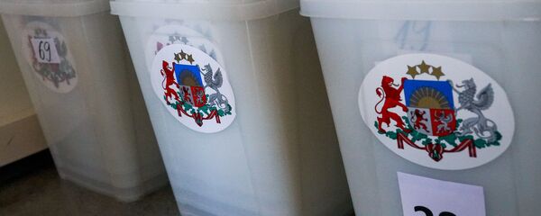 Избирательные урны на выборах в Рижскую думу - Sputnik Латвия