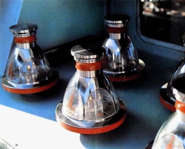 Эстафета Олимпийского огня - 1980: отбор бегунов, факел на газу и необычные решения - Sputnik Латвия