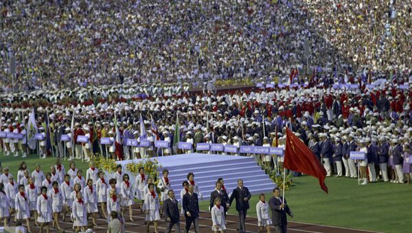 Советские спортсмены на летних Олимпийских играх 1980 года уверенно взяли пальму первенства, завоевав 80 золотых, 69 серебряных и 46 бронзовых медалей. Вклад в общую победу внесли атлеты всех республик бывшего СССР - Sputnik Латвия