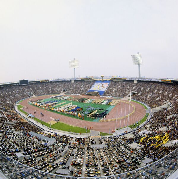 Ушли почти в ноль: экономический обзор Олимпиады-80 - Sputnik Латвия