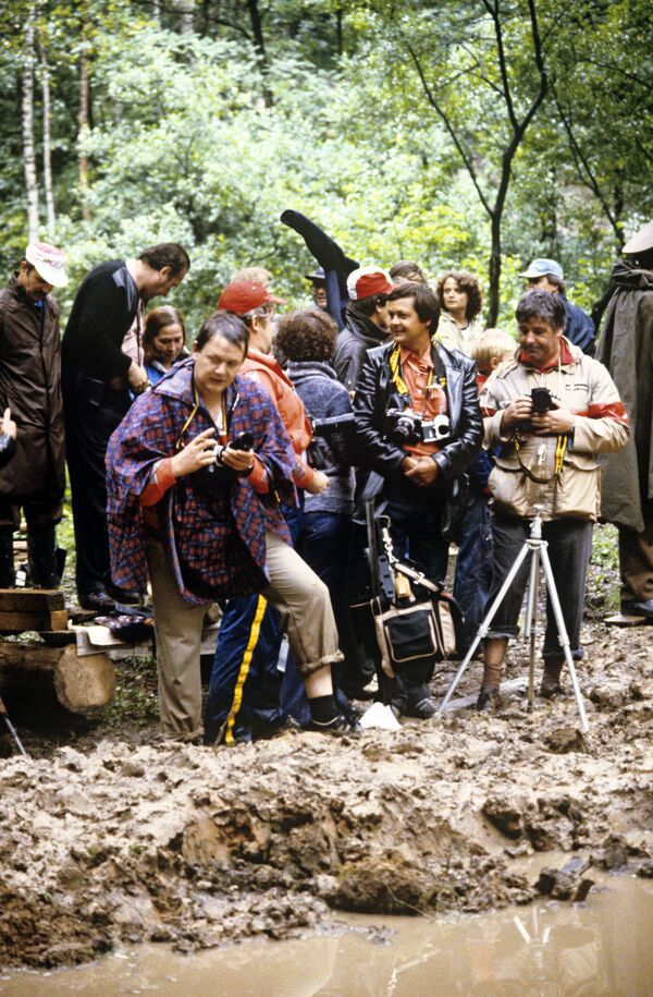 Новая техника, переговоры с судьями и алкоголь: как журналисты освещали Олимпиаду-80 - Sputnik Латвия