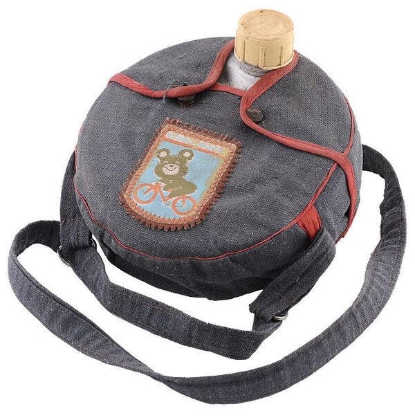 От штор до стопок – какие сувениры делали к Олимпиаде-80 - Sputnik Латвия