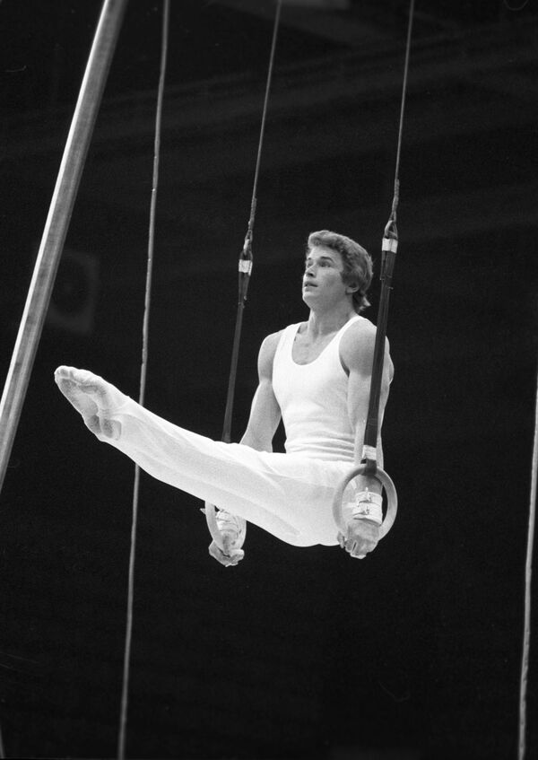 Сколько денег получали советские олимпийцы и на что тратили гонорары - Sputnik Латвия