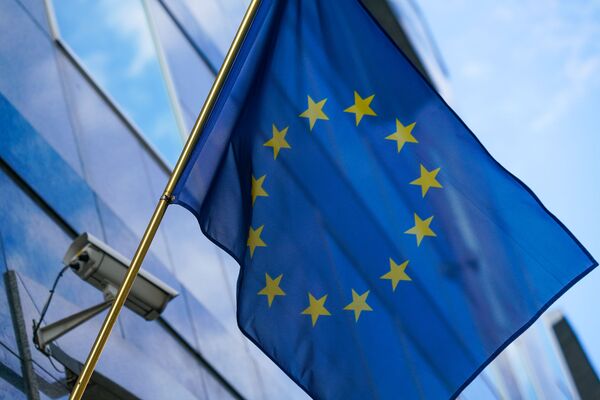 Консерватизм Рига - Варшава: латвийцы поддержали польского лидера Анджея Дуду - Sputnik Латвия