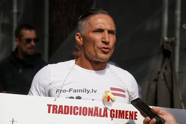 Консерватизм Рига - Варшава: латвийцы поддержали польского лидера Анджея Дуду - Sputnik Латвия