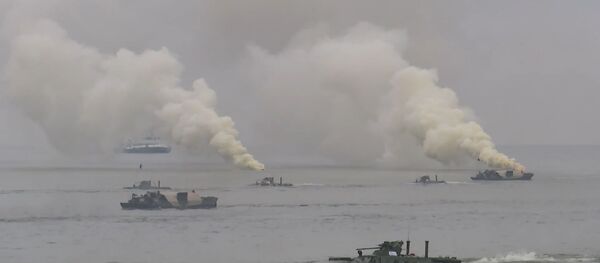 Российские военные высадились на балтийское побережье и пробили оборону врага - Sputnik Латвия