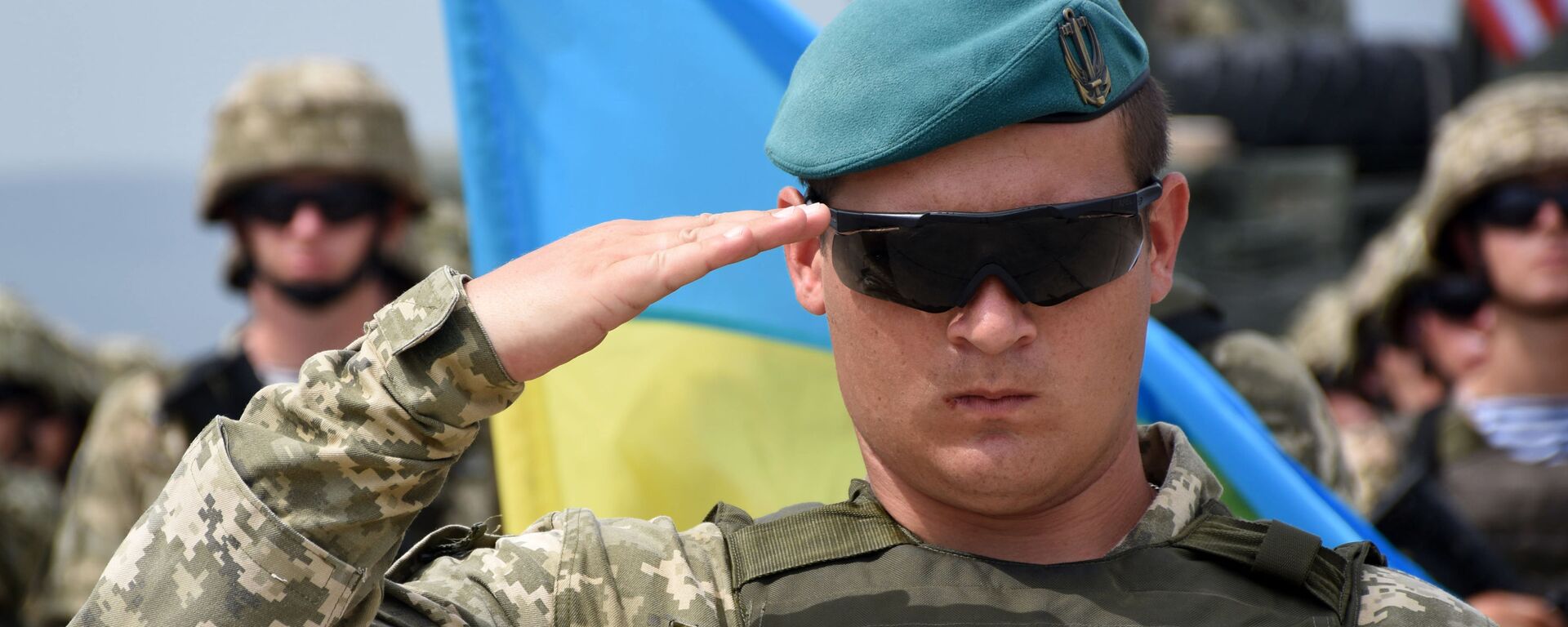 Военнослужащий армии Украины на открытии международных военных учений Достойный партнер-2018 под эгидой НАТО в Грузии. - Sputnik Латвия, 1920, 28.08.2025