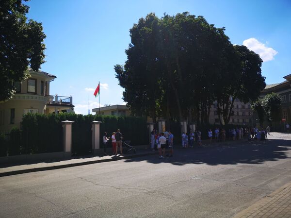 Выборы президента Беларуси в Латвии: какие проблемы у Лукашенко в зарубежье? - Sputnik Латвия