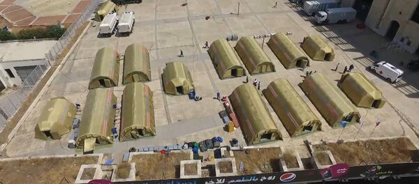 Помощь спасателей МЧС России получили почти 200 человек в Бейруте - Sputnik Латвия