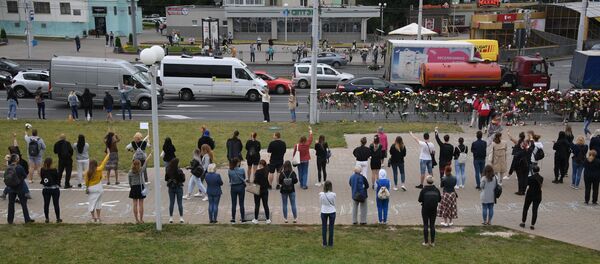 Мирная акция протеста в Беларуси Мирная акция протеста в Беларуси - Sputnik Latvija