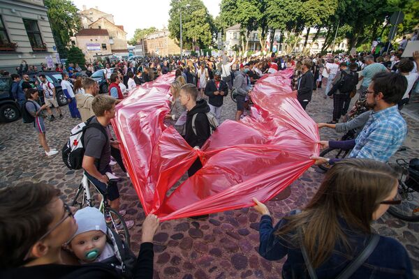 Уходи, но останься: почему европейская политика не отворачивается от Лукашенко - Sputnik Латвия