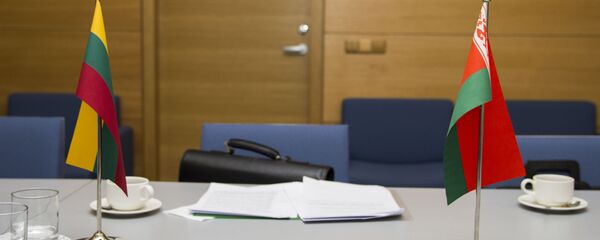 Флаги Беларуси и Литвы - Sputnik Latvija