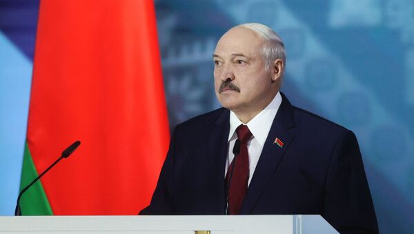 Обращение президента Белоруссии А. Лукашенко накануне президентских выборов - Sputnik Латвия