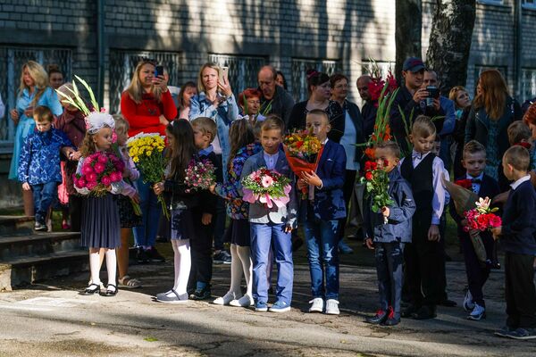 1 сентября в рижской средней школе №63 - Sputnik Латвия