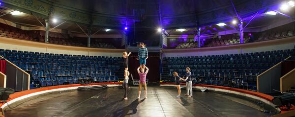 Дни открытых дверей в Рижском цирке – последняя возможность побывать в здании до реконструкции - Sputnik Latvija