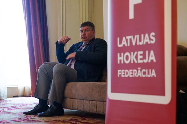 В чемпионате Латвии по хоккею намечается серьезная борьба за титул В чемпионате Латвии по хоккею намечается серьезная борьба за титул - Sputnik Латвия