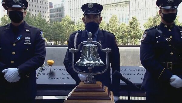 Трагедия 11.09.2001: в США почтили память жертв терактов в Нью-Йорке - Sputnik Latvija