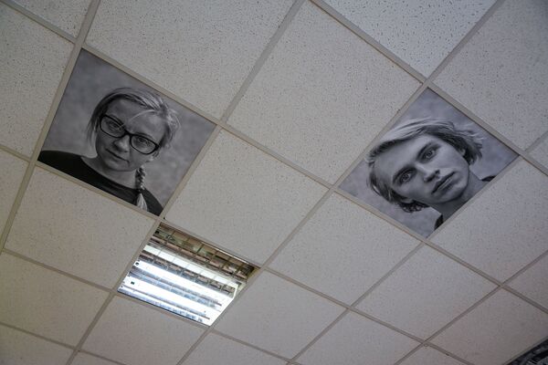 В тени дрона НАТО: в Риге проходит выставка современного искусства Survival kit - Sputnik Латвия