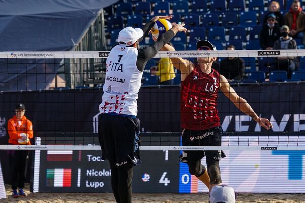 Никто из хозяев ЧЕ-2020 в Юрмале не прошел в четвертьфинал - Sputnik Латвия