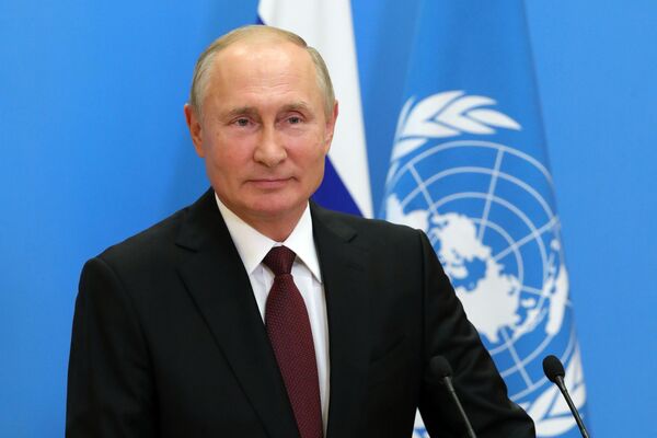 Выступление президента РФ В. Путина с видеообращением на 75-й сессии Генассамблеи ООН - Sputnik Латвия