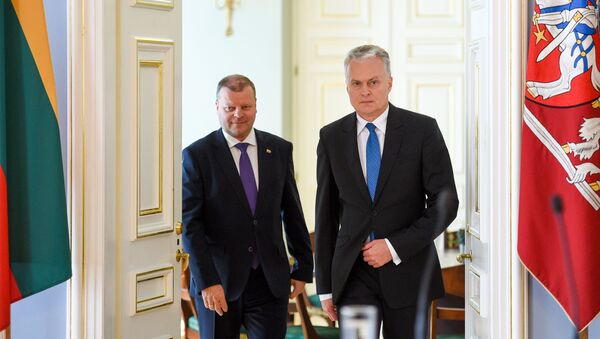 Президент Литвы Гитанас Науседа и премьер-министр Саулюс Сквернялис, архивное фото - Sputnik Латвия