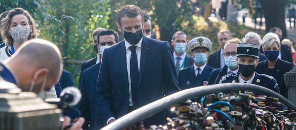 Эммануэль Макрон в Риге - Sputnik Латвия