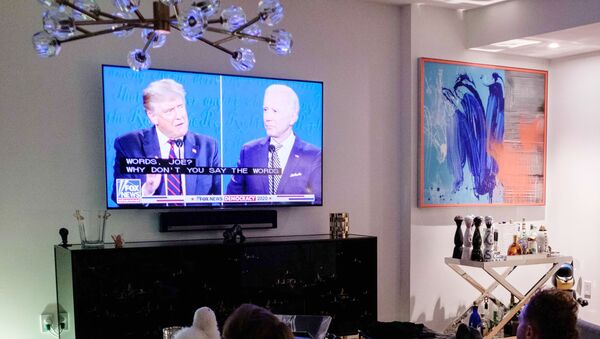 Трансляция дебатов Д. Трампа и Д. Байдена в США - Sputnik Латвия