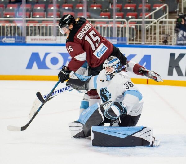 С шестью дебютантами динамовцы Риги одержали волевую победу - Sputnik Латвия