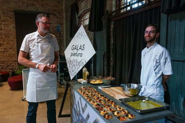 Картофельное мороженое и латгальский шмохито: в Риге прошла выставка Вкус краев - Sputnik Латвия