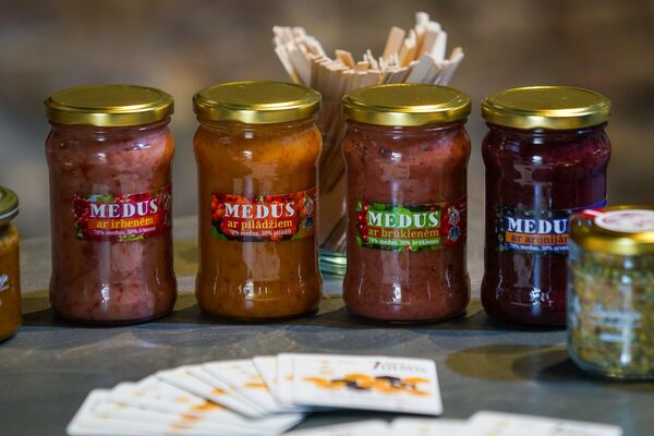 Картофельное мороженое и латгальский шмохито: в Риге прошла выставка Вкус краев - Sputnik Латвия