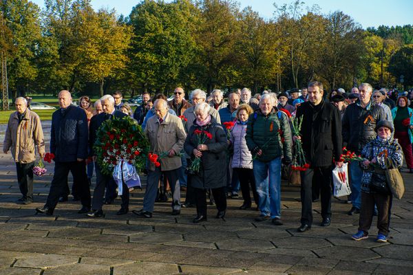 День, когда Латвия снова стала Латвией: что для рижан значит освобождение Риги - Sputnik Латвия