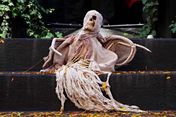 Декорация в честь Хэллоуина в Нью-Йорке  - Sputnik Латвия
