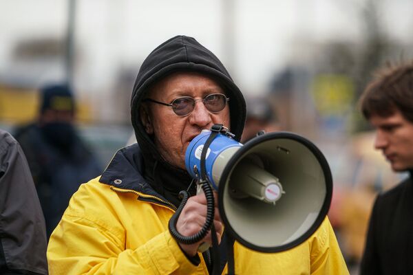 Ковид-диссиденты становятся пятой колонной в Латвии - Sputnik Латвия