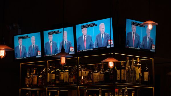 Трансляция дебатов кандидатов в президенты США - Sputnik Latvija
