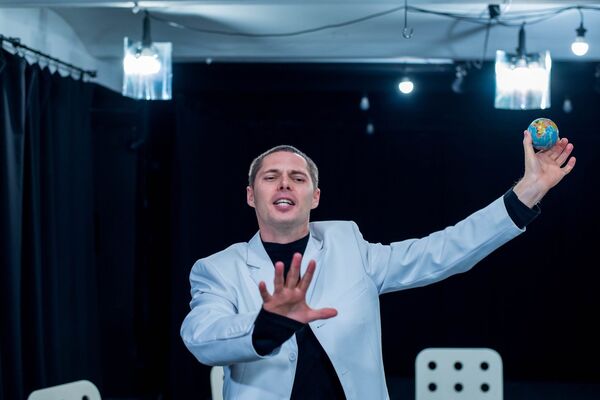 Круги Помра рижского театра Stadia: пророчество или эпитафия? - Sputnik Латвия