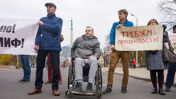 Митинг в поддержку Олега Бурака у памятника Свободы в Риге - Sputnik Латвия