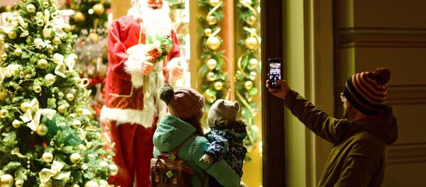 Новогоднее оформление Никольской улицы - Sputnik Латвия