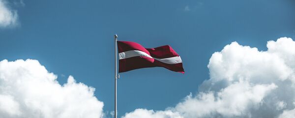 Флаг Латвии, архивное фото - Sputnik Латвия