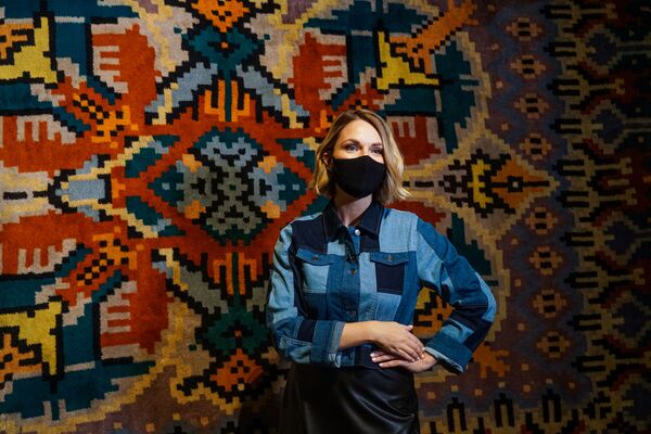 Ловец орнаментов: в Риге проходит выставка пионера латышского дизайна Ловец орнаментов: в Риге проходит выставка пионера латышского дизайна - Sputnik Латвия