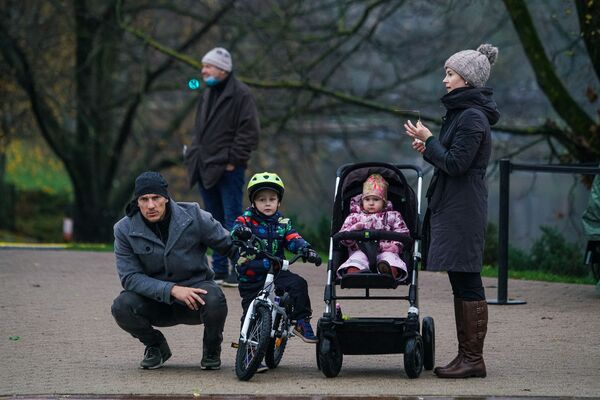 Без Гражданской войны и истребителей НАТО: как Латвия отметила День независимости - Sputnik Латвия