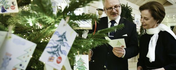 Президент Латвии Эгилс Левитс и первая леди Андра Левите стали первыми гостями благотворительного домика Laima - Sputnik Латвия