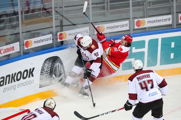 Динамовцы Риги второй раз за неделю обыграли Куньлунь - Sputnik Латвия