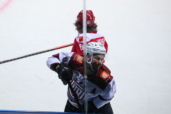 Динамовцы Риги второй раз за неделю обыграли Куньлунь - Sputnik Латвия