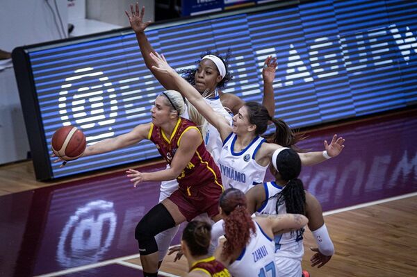 Новый сезон Евролиги: Бабкина помогла Надежде, ТТТ не хватило на концовку - Sputnik Латвия