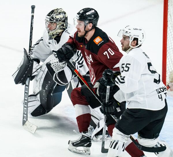 Динамовцы Риги не догнали Трактор - Sputnik Латвия