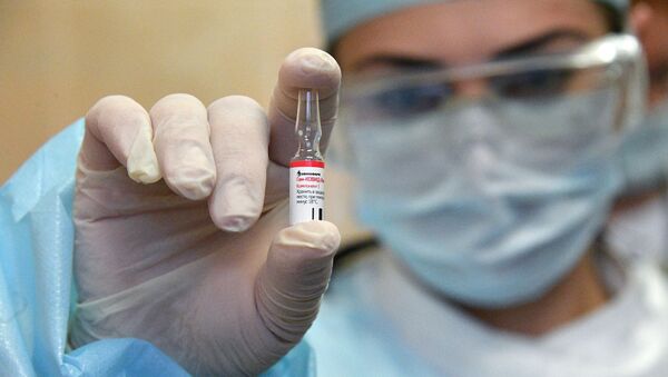 Российская вакцина от коронавируса Спутник V - Sputnik Латвия