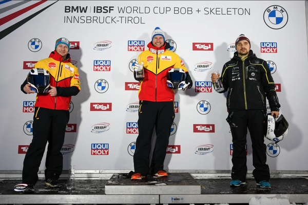 У Киберманиса в Иглсе два подиума, немцев не обойти - Sputnik Латвия