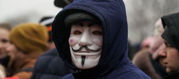 Акция протеста на набережной 11 ноября в Риге против ограничений в связи с пандемией COVID-19 - Sputnik Латвия