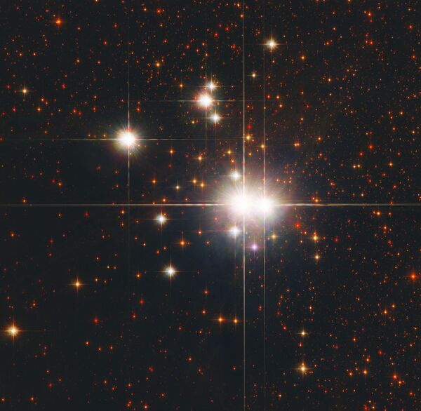 Рассеянное скопление NGC 6193 в созвездии Жертвенник - Sputnik Латвия
